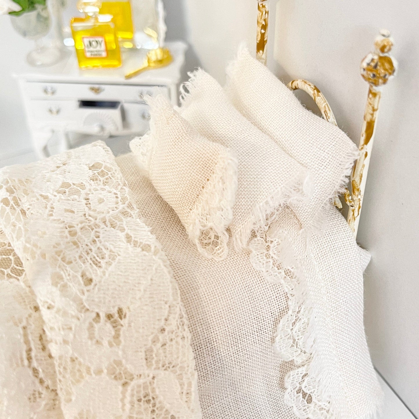 CHANTALLENA 1:24 Scale | Six Piece Tea Dyed Linen with Lace Throw Dollhouse Bedding Set | Petite Laine