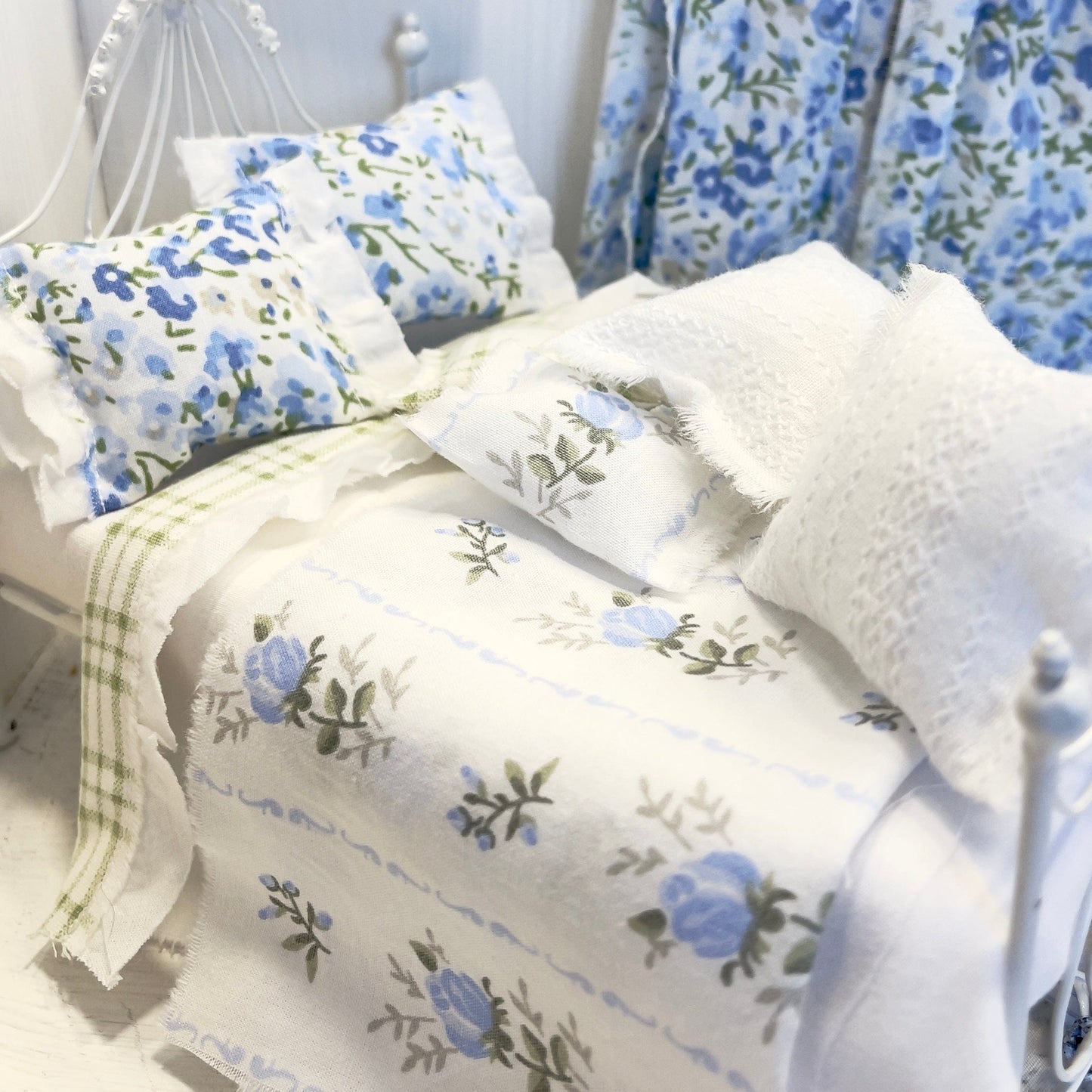 Chantallena Doll House Bedding Lillian Grace| Blue Ditsy Floral and Green Check Cotton Bedding Set