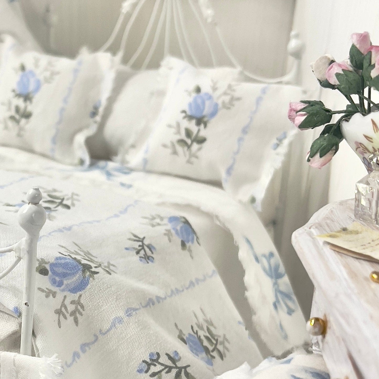 Chantallena Doll House Bedding Lillian Grace| Blue Ribboned Bow with Blue Rose Trellis Cotton Bedding Set