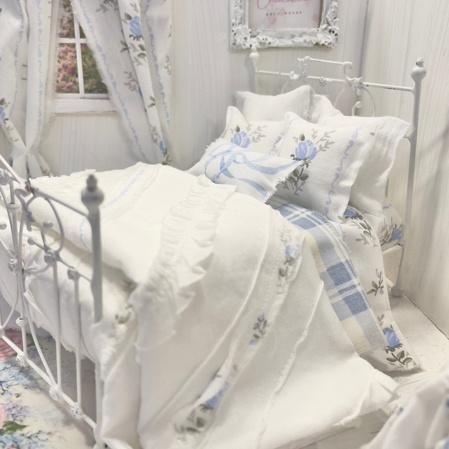 Chantallena Doll House Bedding Lillian Grace| Blue Roses Trellis Cotton Bedding Set with Pin-tucked Comforter