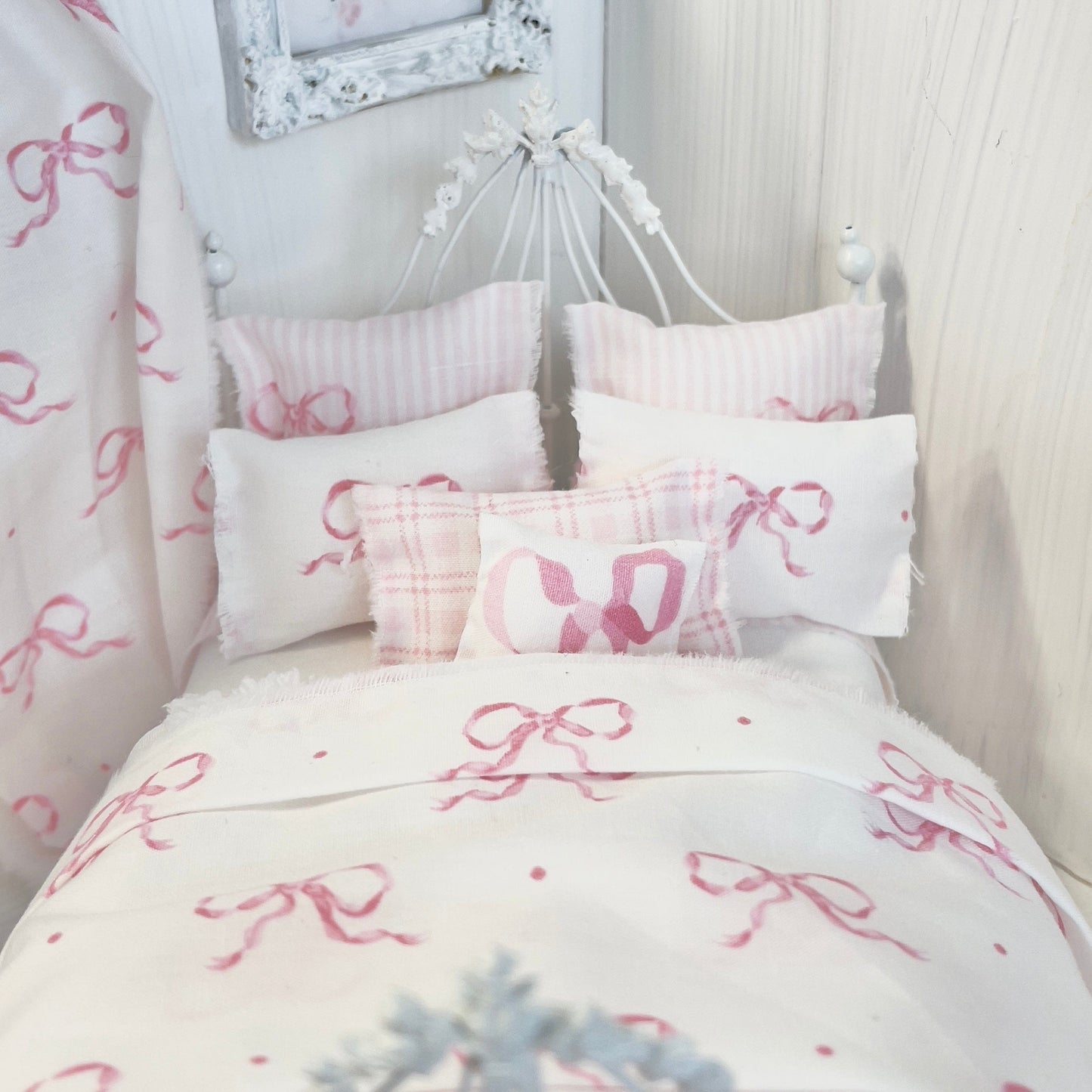 Chantallena Doll House Bedding Lillian Grace| Pink Bow and Pink Stripe Cotton Bedding Set