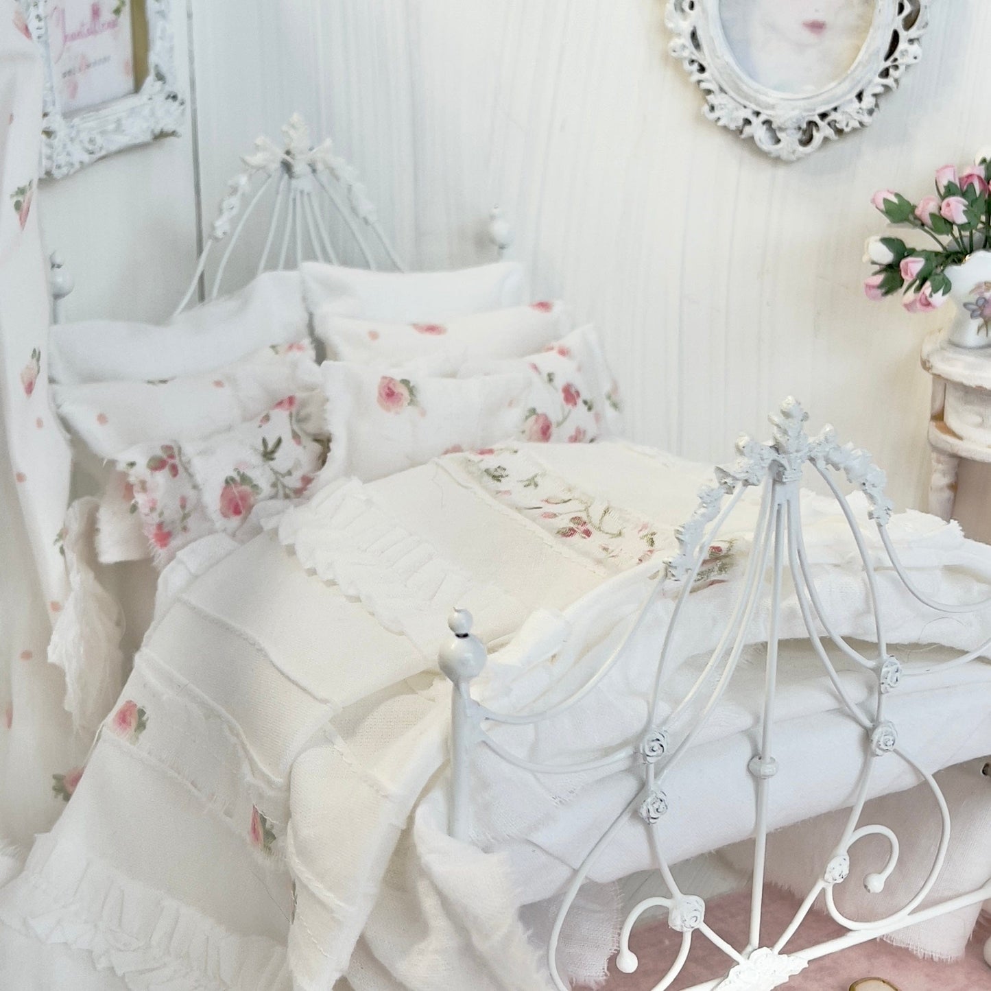 Chantallena Doll House Bedding Lillian Grace| Pink Roses with Pin-tucked Bedspread Cotton Bedding Set