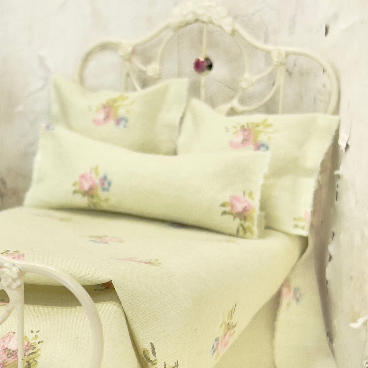 Chantallena Doll House Bedding Simply Lena | Five Piece Green Cotton with Pink Scattered Roses Bedding Set |