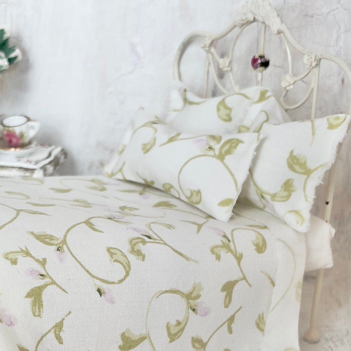 Chantallena Doll House Bedding Simply Lena | Five Piece Pink and Green Winding Vines Cotton Bedding Set |