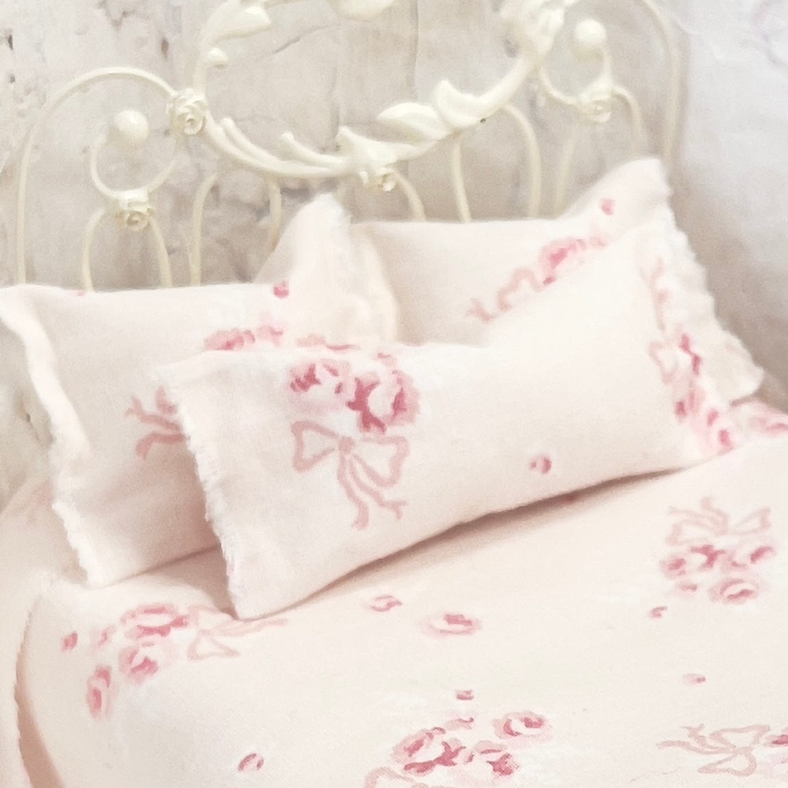 Chantallena Doll House Bedding Simply Lena | Five Piece Pink Cotton with Pink Roses and Bows Bedding Set |
