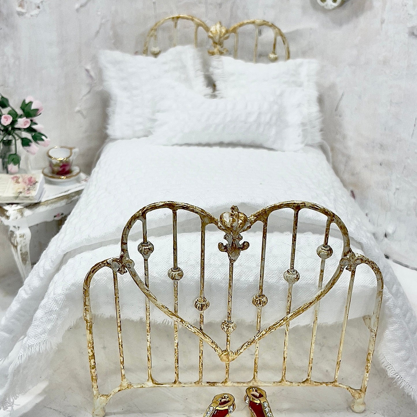 Chantallena Doll House Bedding Simply Lena | Five Piece White Seersucker Cotton Bedding Set |