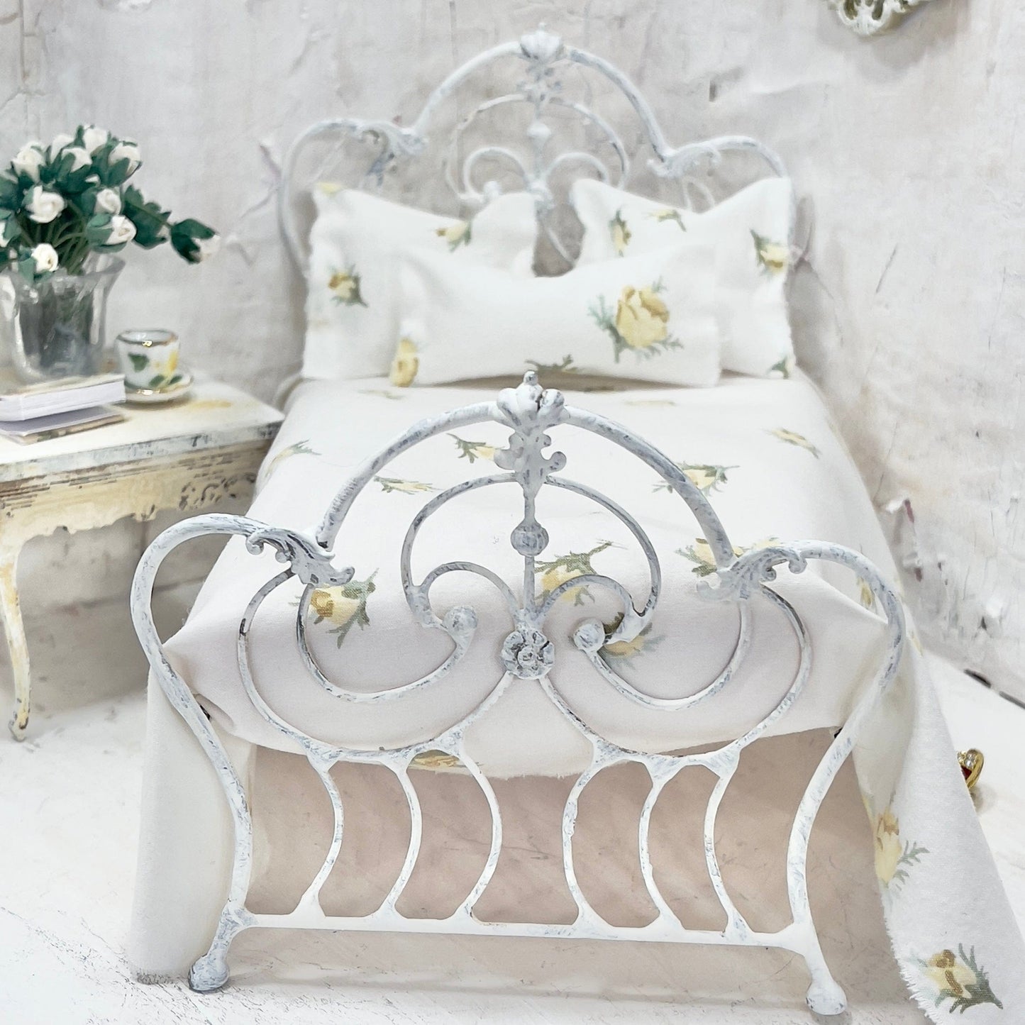 Chantallena Doll House Bedding Simply Lena | Five Piece Yellow Roses Cotton Bedding Set |
