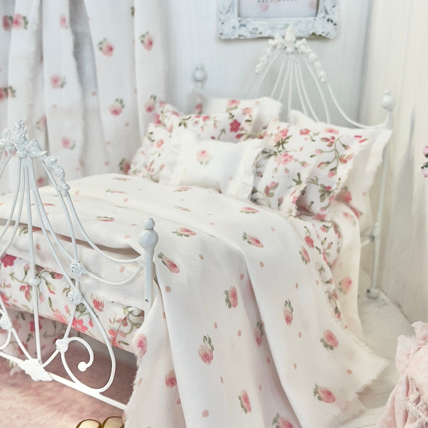 Chantallena Doll House Bedding SINGLE (8 inch by 8 inch) Lillian Grace| Pink Ditsy Floral and Pink Roses Cotton Bedding Set