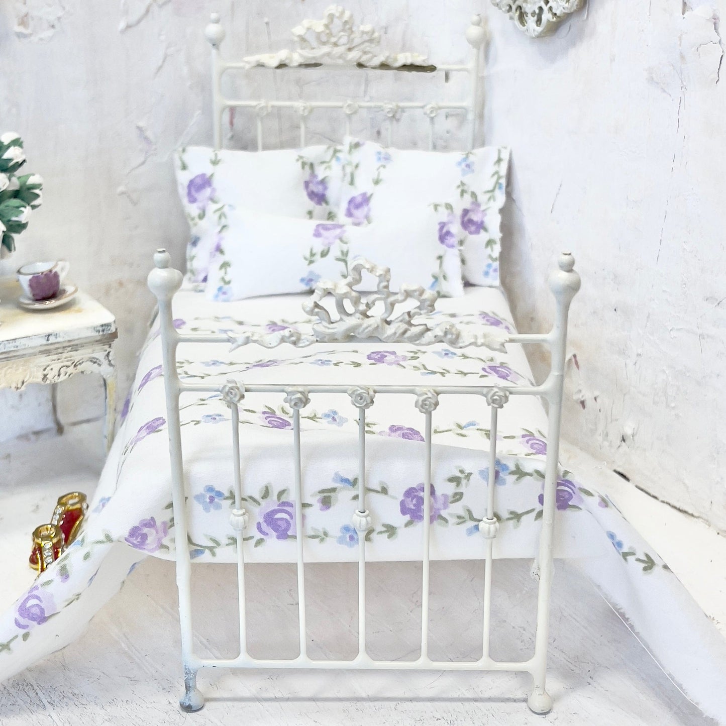 Chantallena Doll House Bedding SINGLE (8 inch by 8 inch) Simply Lena | Five Piece Lavender Roses on White Cotton Bedding Set |