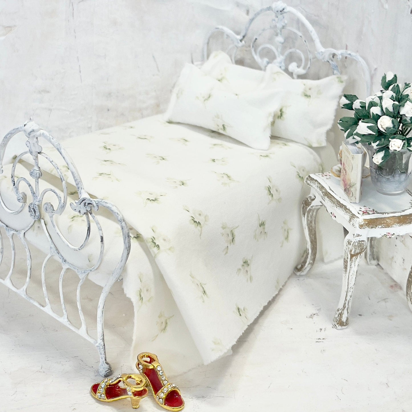 Chantallena Doll House Bedding SINGLE (8 inch by 8 inch) Simply Lena | Five Piece Petite Pink Roses on White Cotton Bedding Set |