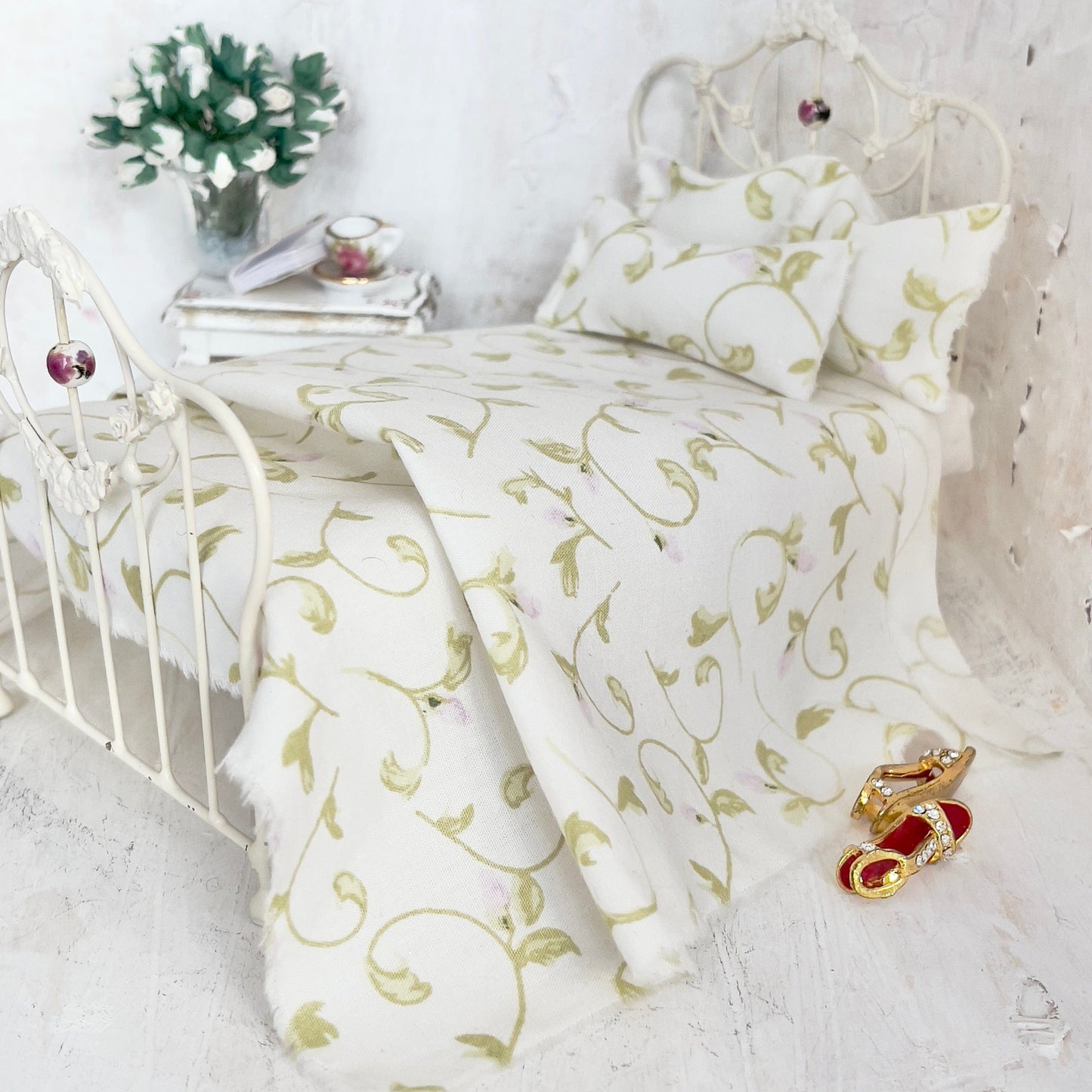 Chantallena Doll House Bedding SINGLE (8 inch by 8 inch) Simply Lena | Five Piece Pink and Green Winding Vines Cotton Bedding Set |