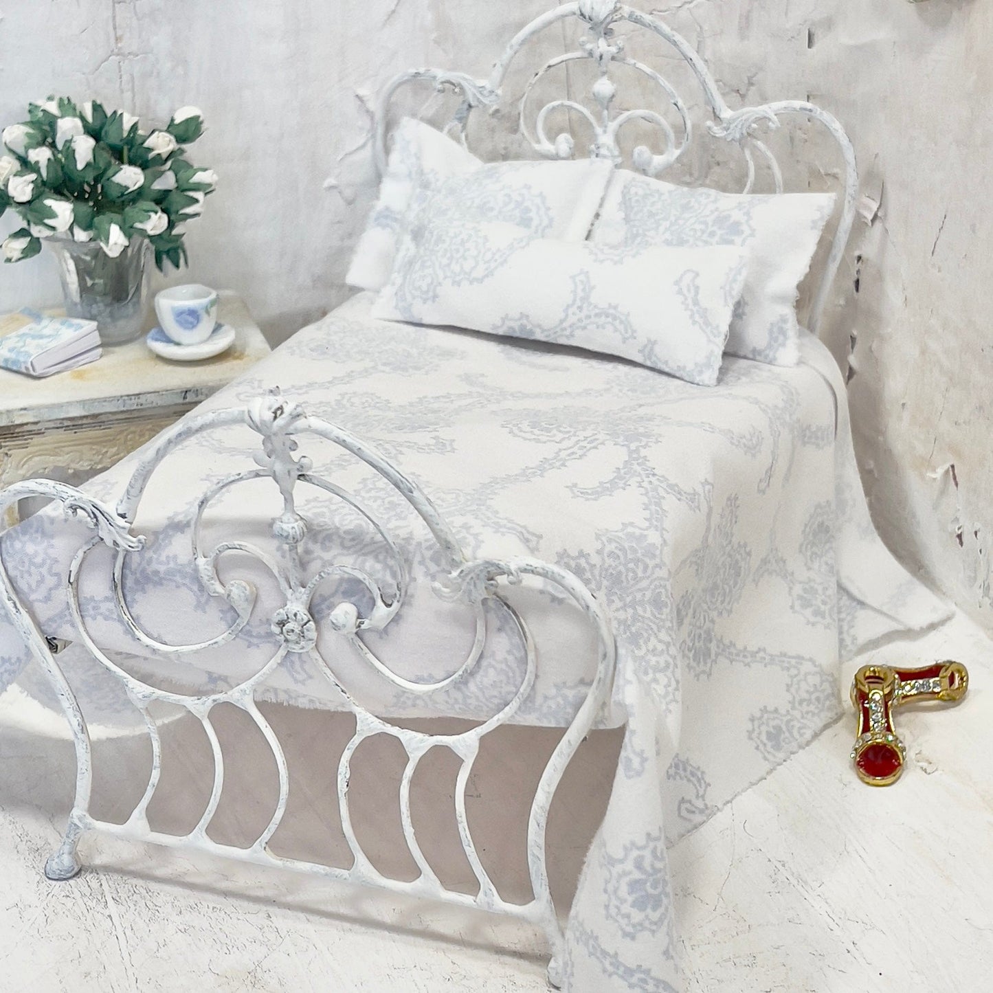 Chantallena Doll House Bedding SINGLE (8 inch by 8 inch) Simply Lena | Five Piece Shabby Blue Watermarks on White Cotton Bedding Set |
