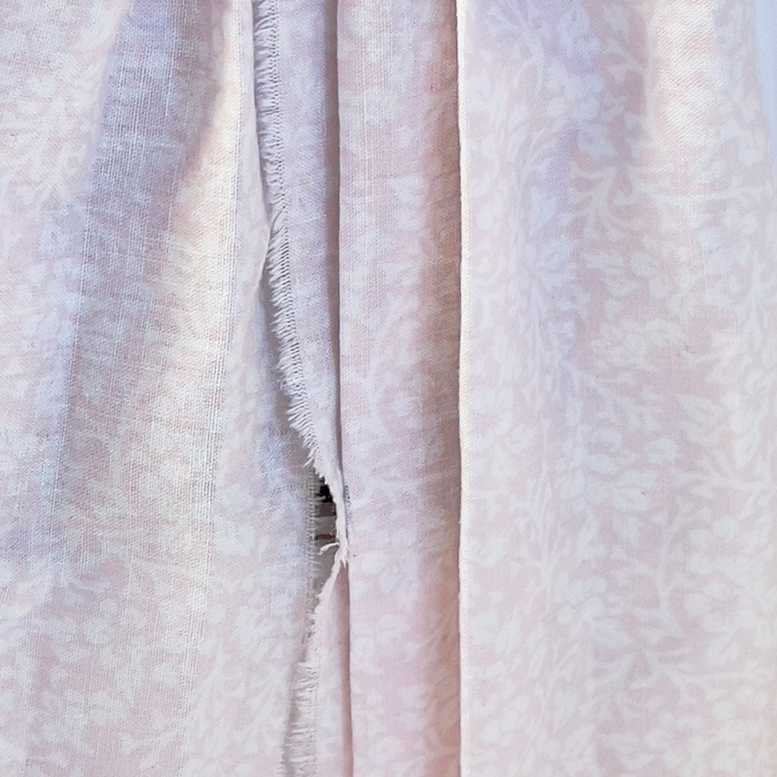 Chantallena Doll House Dollhouse Accessories Curtains | Light Faded Pink and White Floral 2 Panel Cotton Curtains