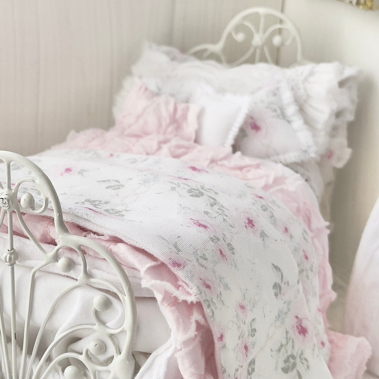 Chantallena Doll House Dressed 1:12 Scale Bed | Petite Pink and Blue Shabby Bedspread|Petite Lindy 1