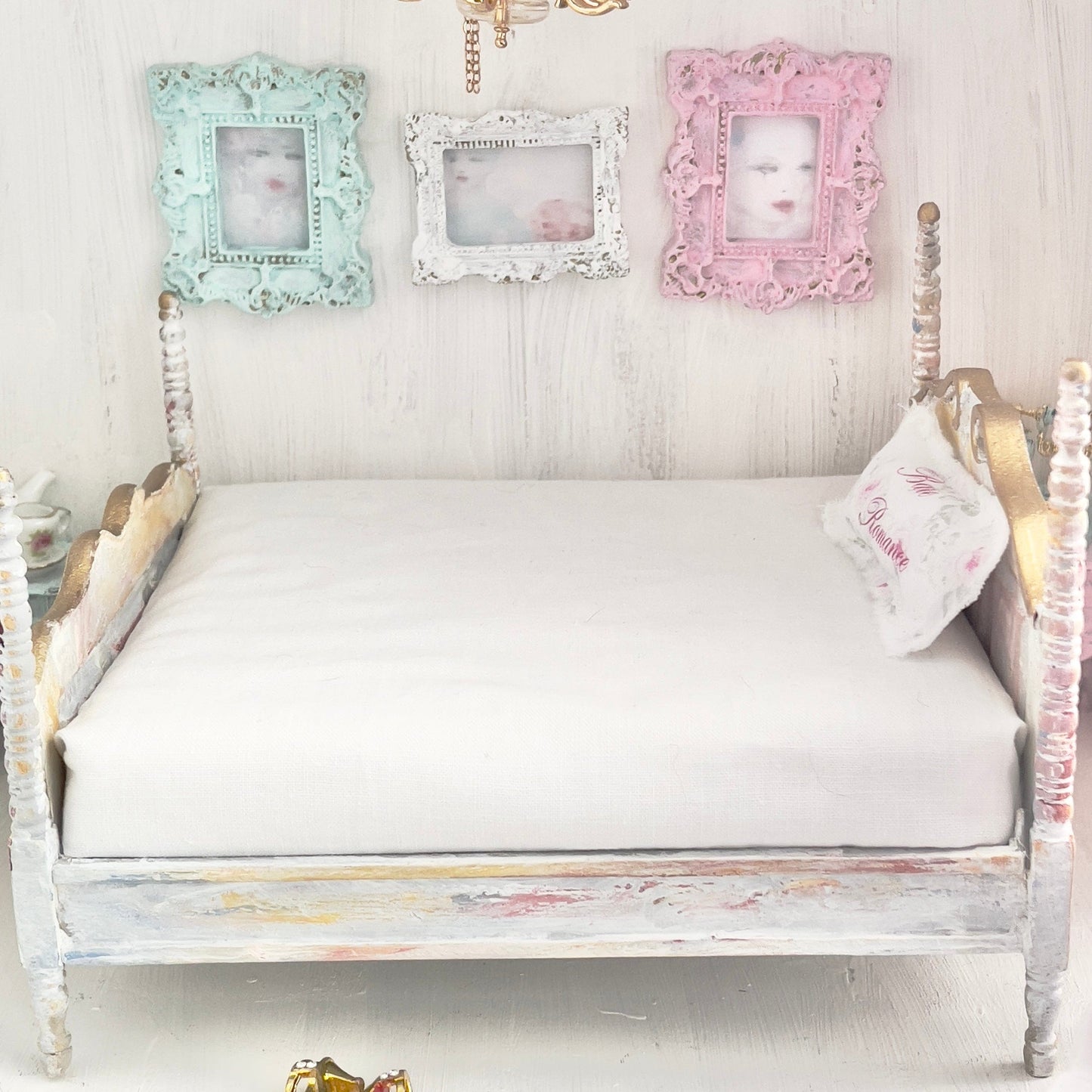 Chantallena Doll House Four Poster Painted Aged-Look Full Bed-1:12 Scale | Bare Romance