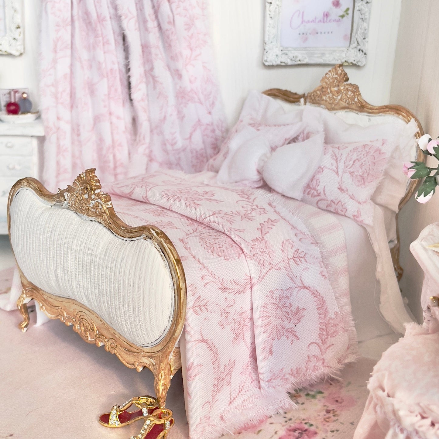 Chantallena Doll House Jardin de Toile | Pink Chinoiserie Scroll and White Cotton Bedding Set