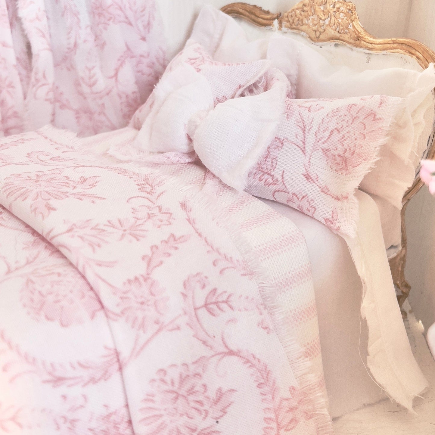 Chantallena Doll House Jardin de Toile | Pink Chinoiserie Scroll and White Cotton Bedding Set