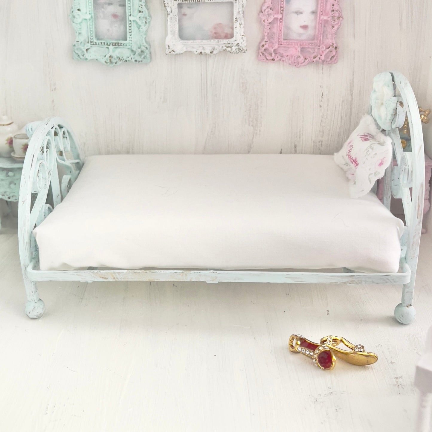 Chantallena Doll House Mint Green Ornate Full Metal Bed with Cherub Accents-1:12 Scale | Bare Romance