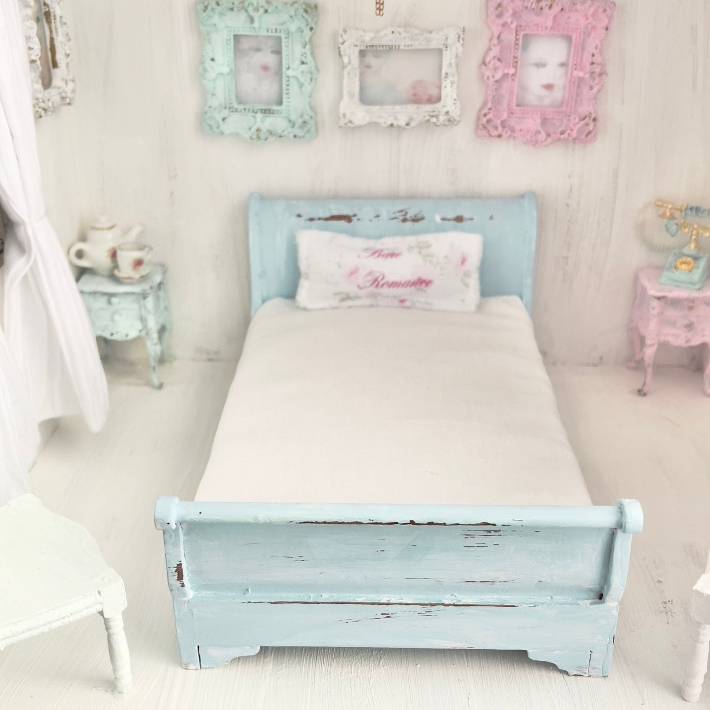 Chantallena Doll House Pale Blue Painted Full Sleigh Bed - 1:12 Scale |Bare Romance