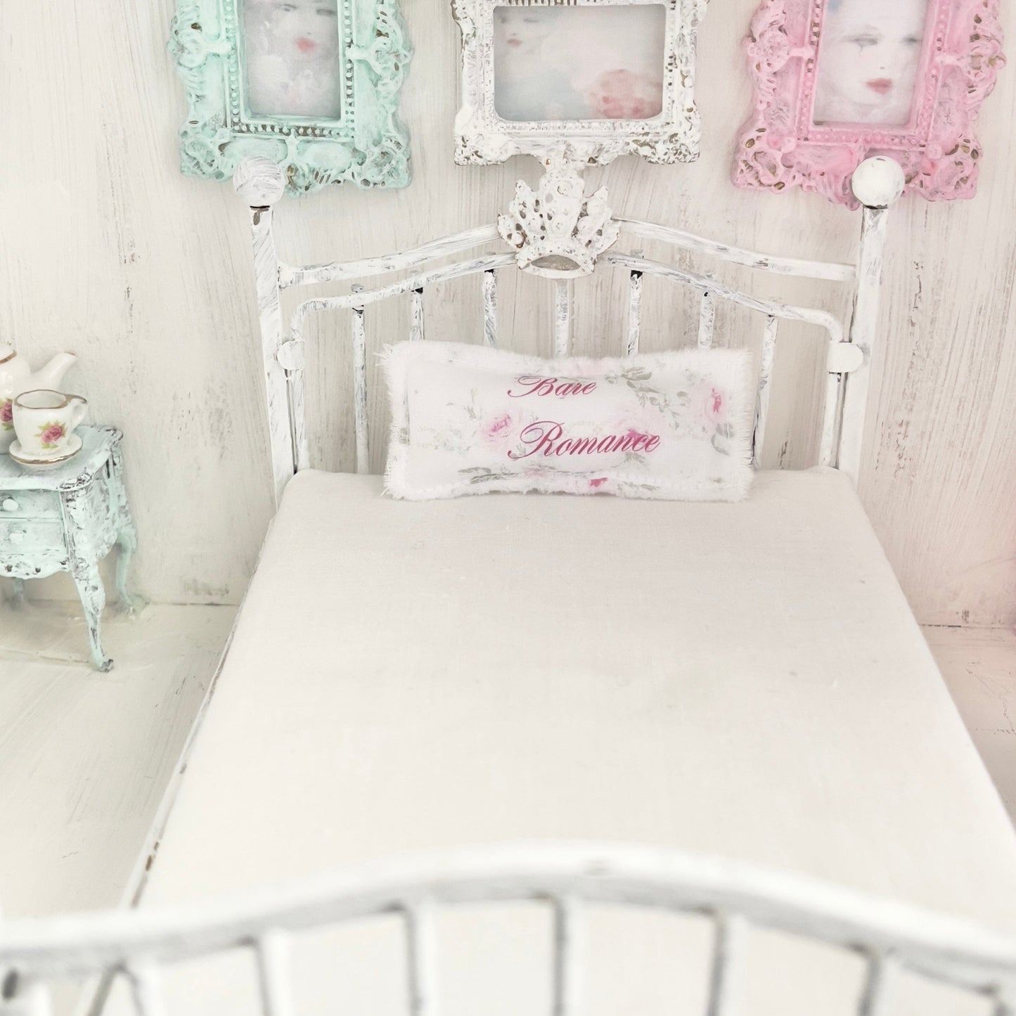 Chantallena Doll House White Distressed Painted Metal with Crown Double Bed- 1:12 Scale |Bare Romance