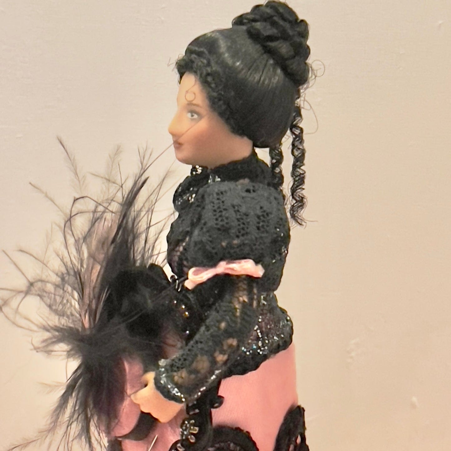 CHANTALLENA Doll Mélange| Porcelain Victorian Female Doll in Black Lace and Pink Satin 1:12 Scale Dollhouse Doll