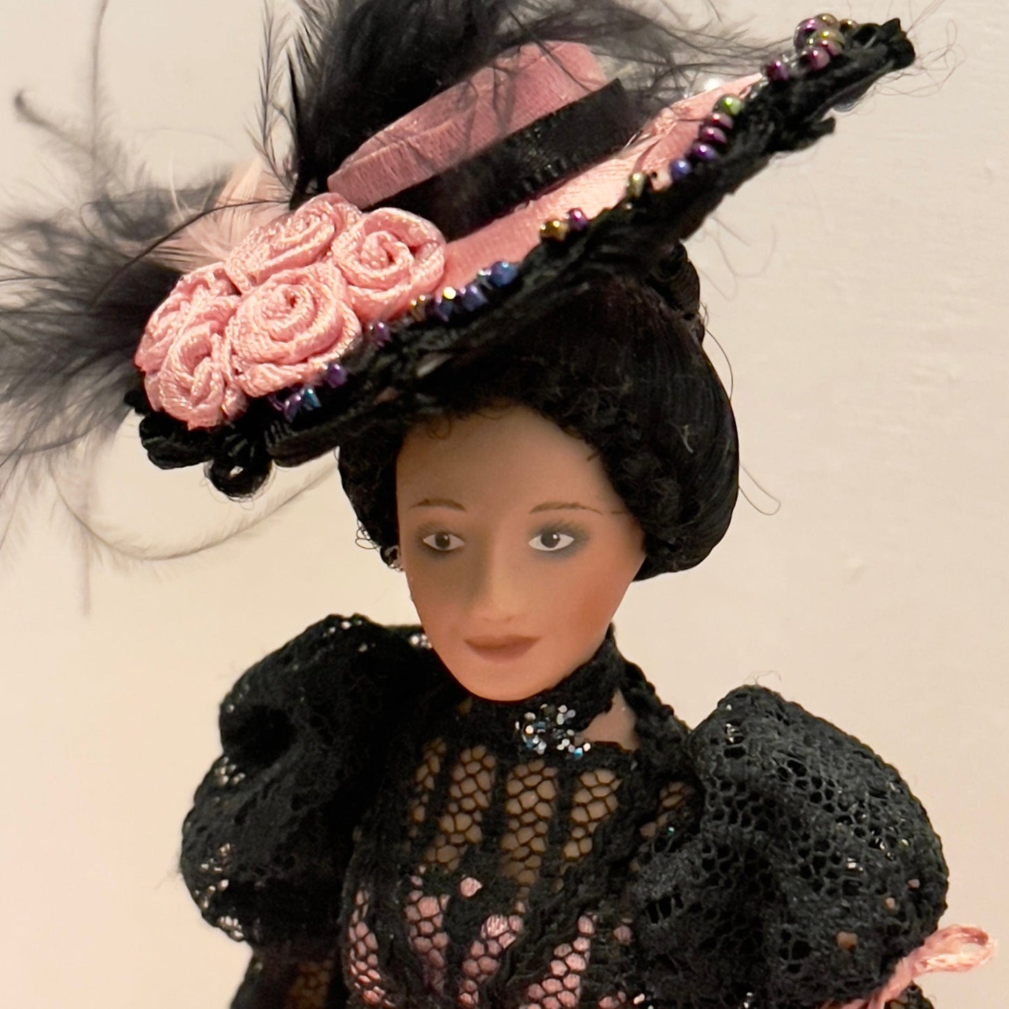 CHANTALLENA Doll Mélange| Porcelain Victorian Female Doll in Black Lace and Pink Satin 1:12 Scale Dollhouse Doll