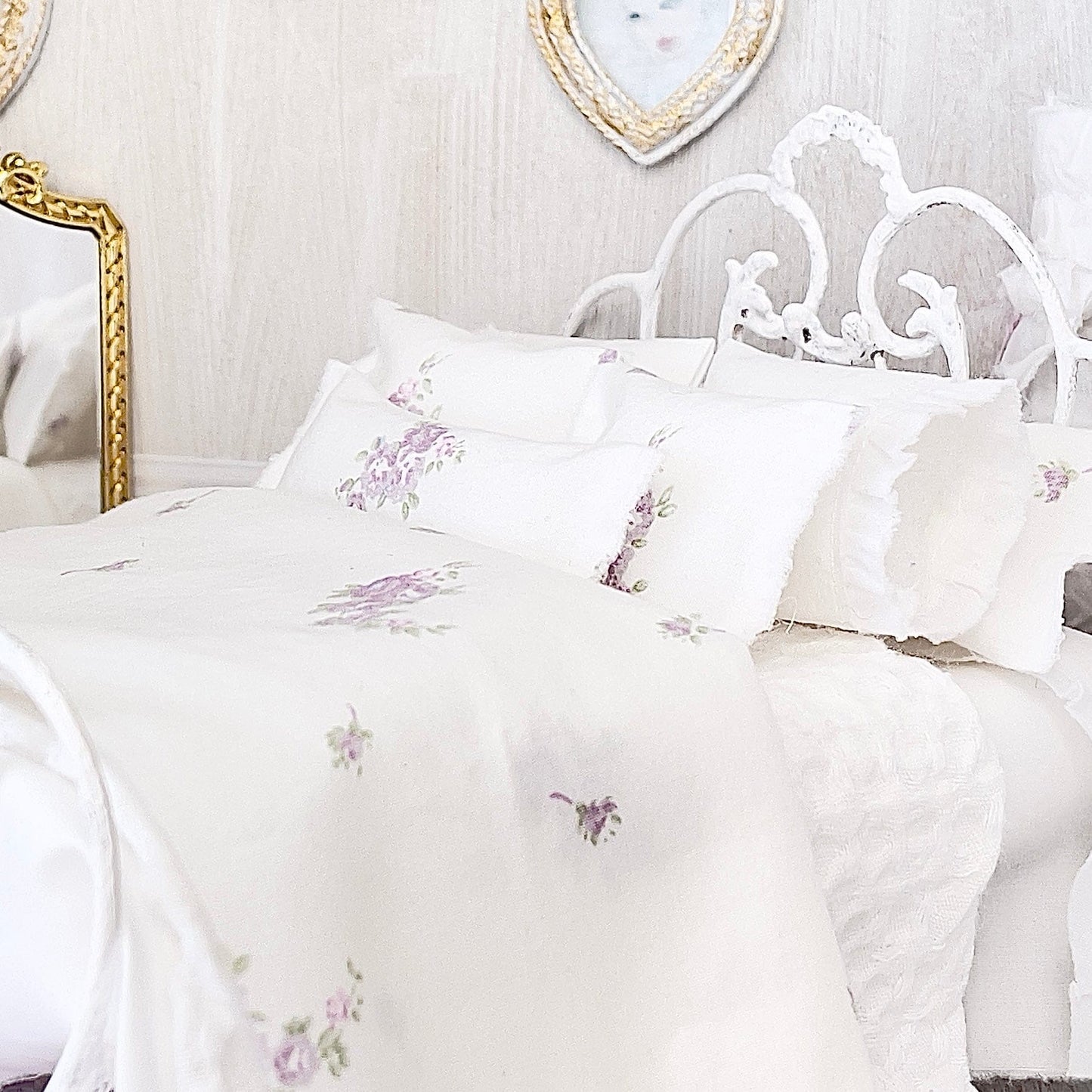 Chantallena Forever in bloom bedding sets 1:12 Scale Dollhouse Bedding Set- June Forever in Bloom Lavender Roses | Chantallena