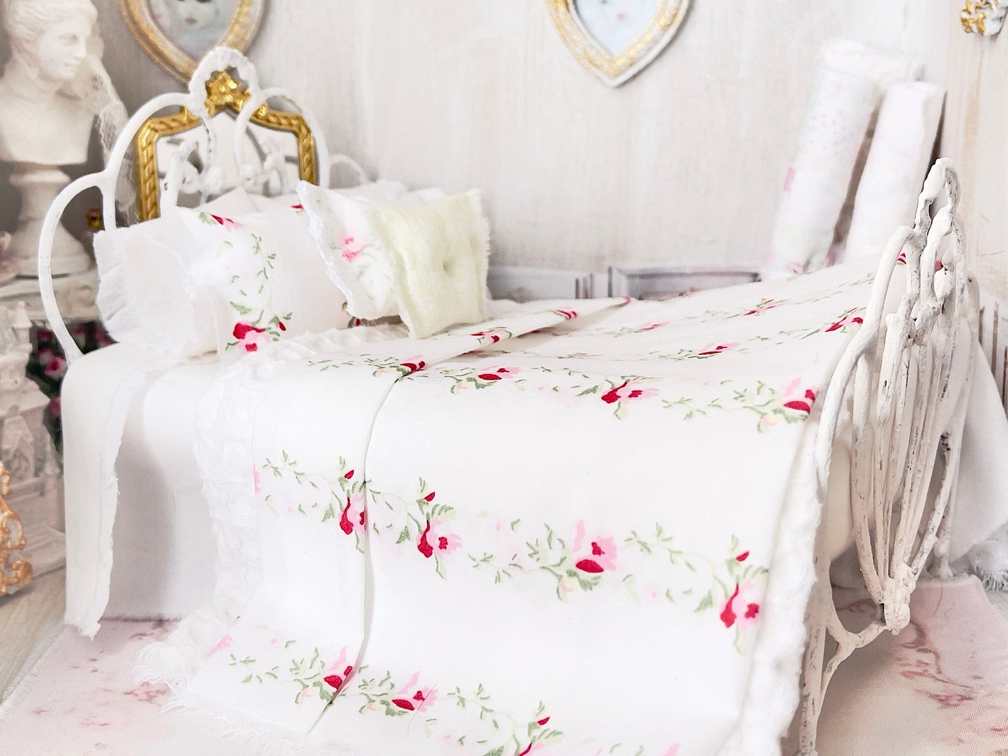Chantallena Forever in bloom bedding sets 1:12 Scale Dollhouse Bedding Set- Tilly Forever in Bloom Shabby Rose Trellis | Chantallena