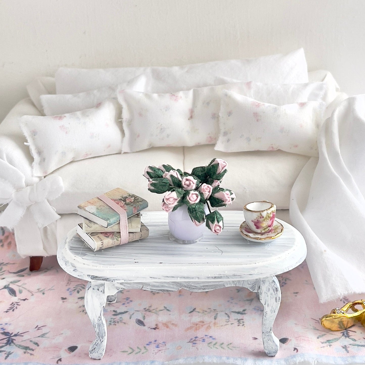 CHANTALLENA Pillow Set | Shabby Petite Pink and Blue Florals with Throw- 1:12 scale | Shabby 8