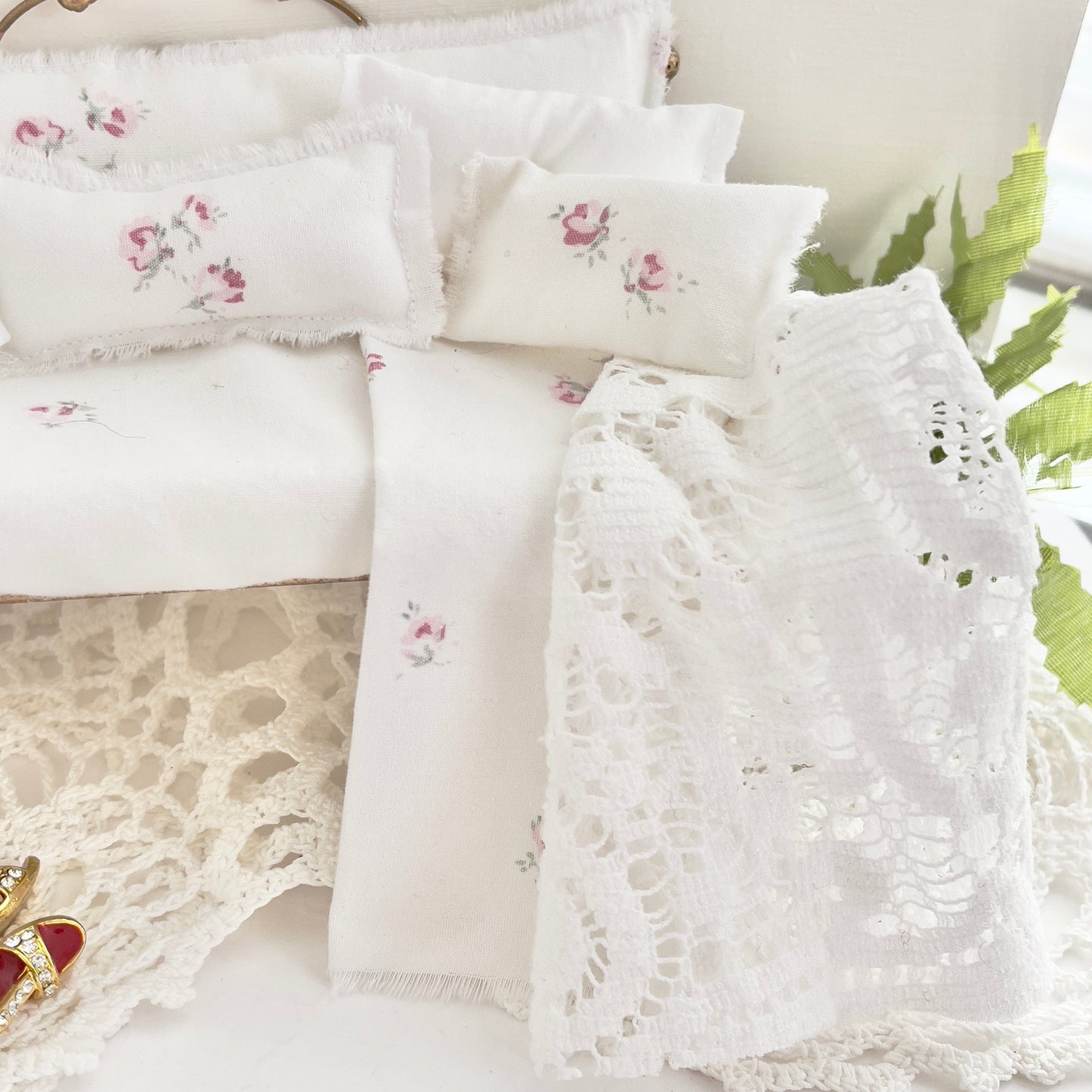 Chantallena Doll House Bedding Day Bed- Nine Piece Petite Faded Roses Set with Mattress | Petite Faded Rose