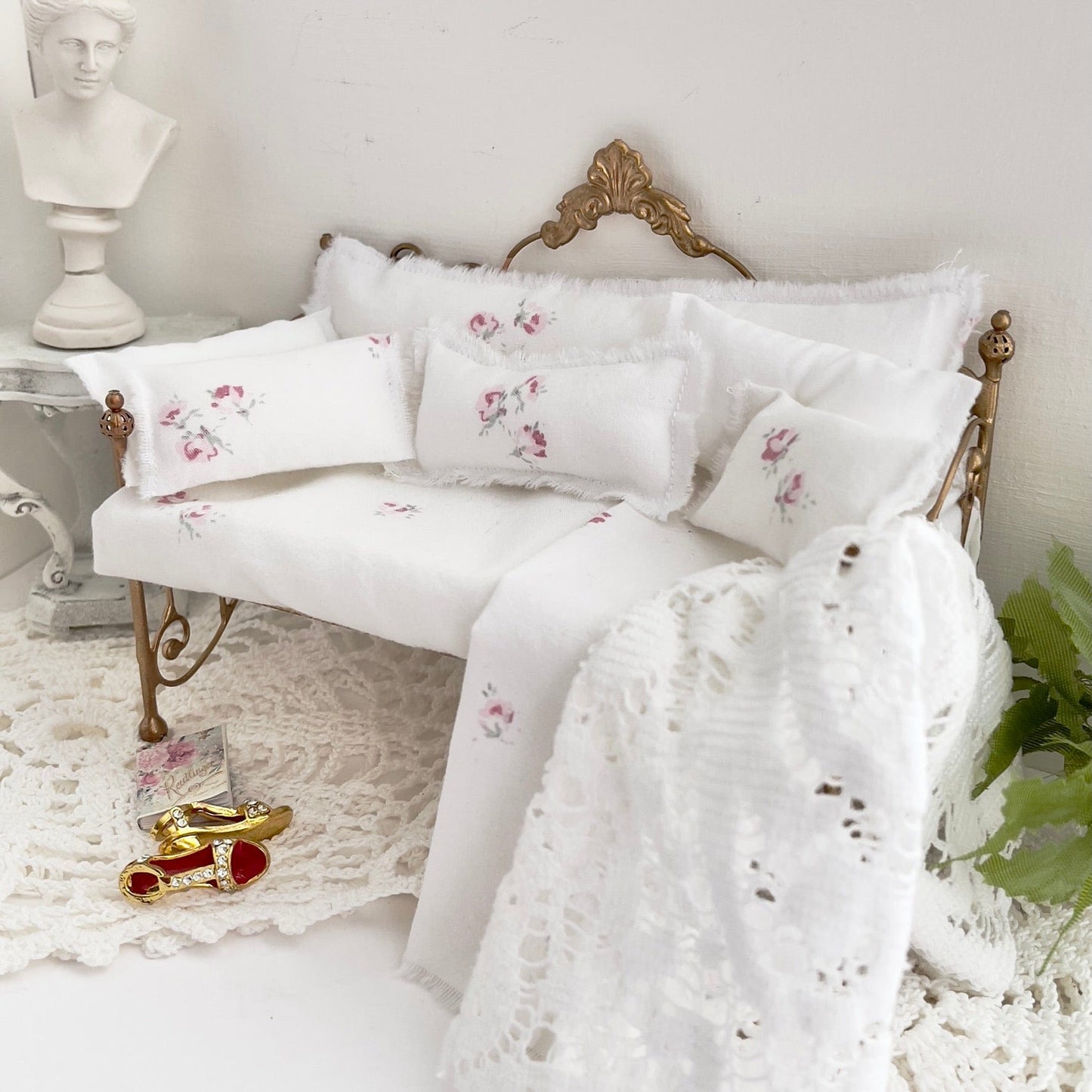 Chantallena Doll House Bedding Day Bed- Nine Piece Petite Faded Roses Set with Mattress | Petite Faded Rose