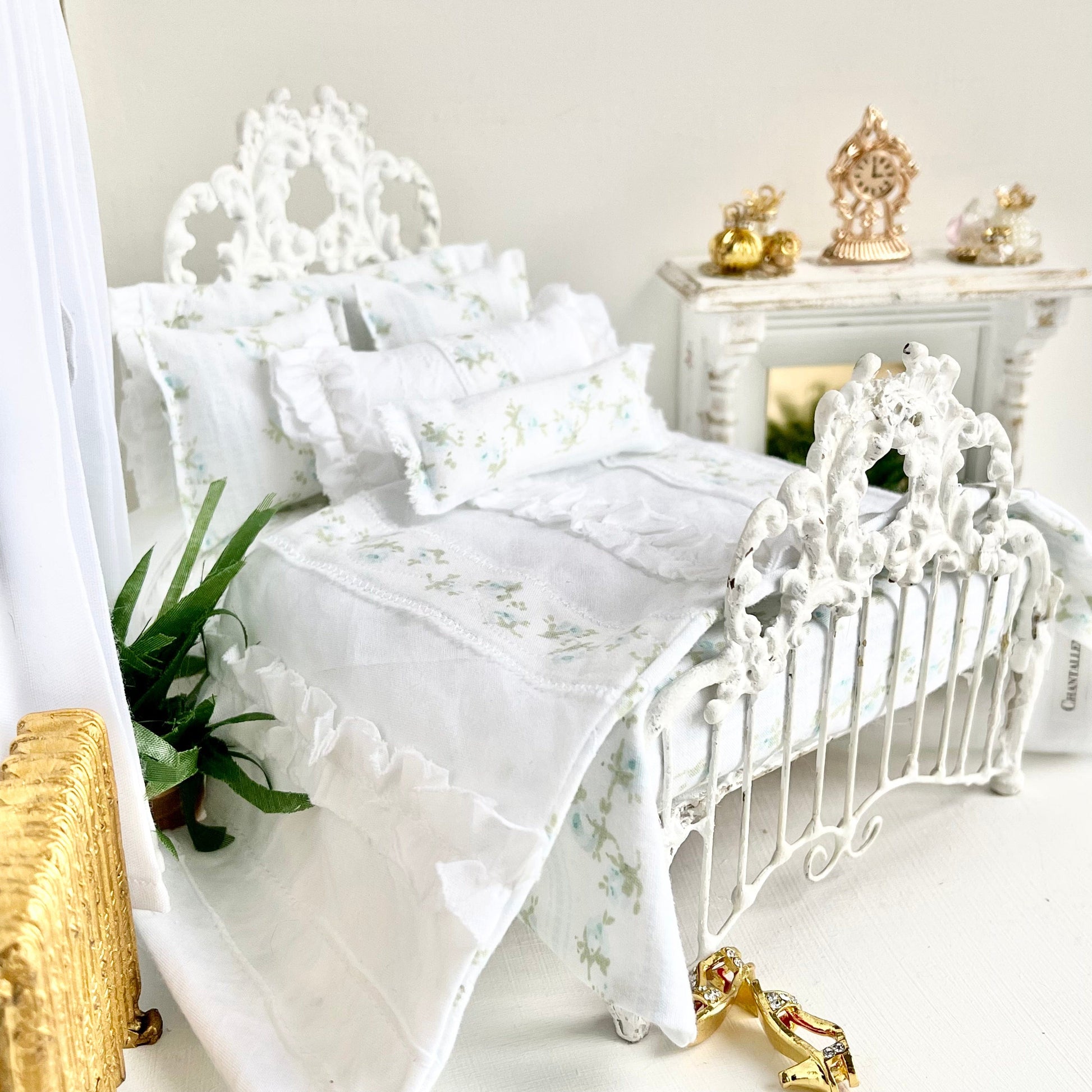 Chantallena Doll House Copy of Copy of Shabby Cottage | Eight Piece Shabby White Cotton Bed Set with Blue Roses Trellis | Blue Rose Trellis