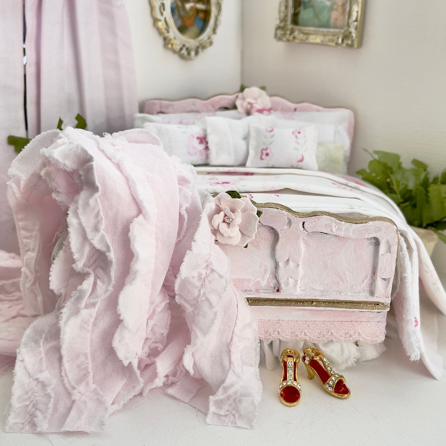 Chantallena Doll House Fix Dressed Bed | Pink Roses and Petite Plaids | Muriel