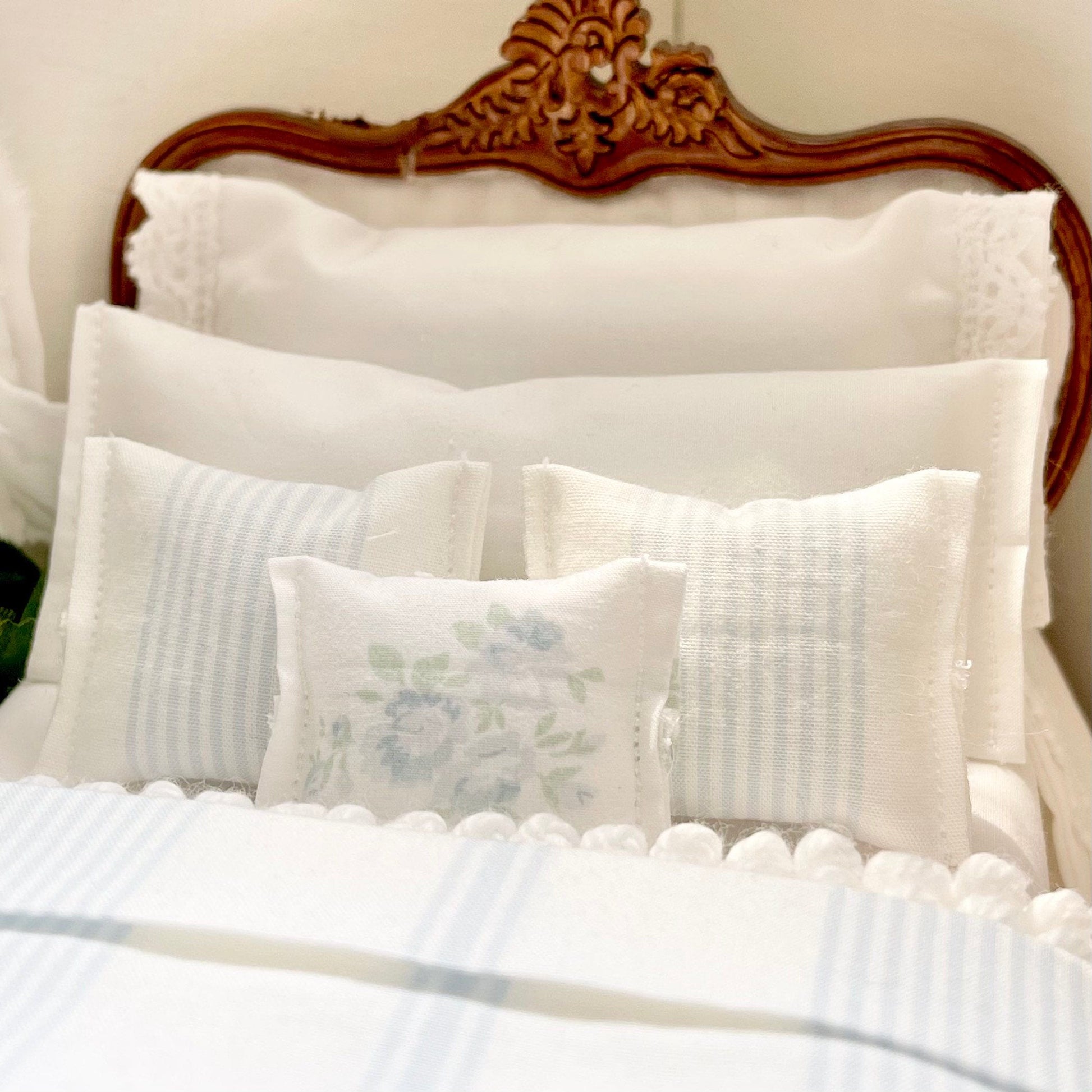 Chantallena Doll House Shabby Cottage -  Eight Piece White Cotton Bedding Set with Blue Striped Bed Runner