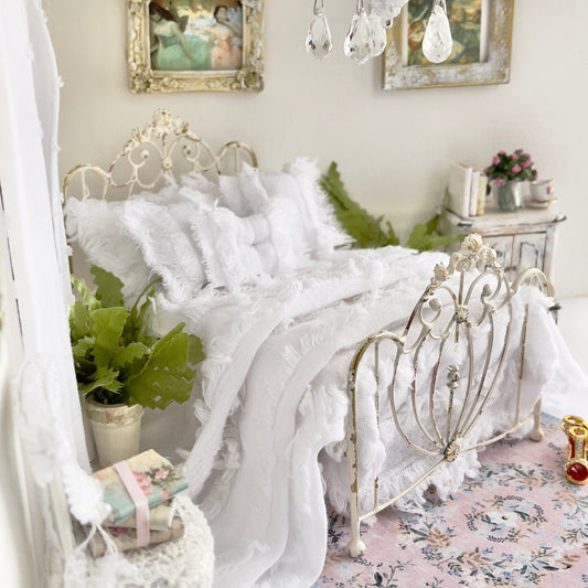 Chantallena White Bed Linens Boundless White |Whisper-Thin White Textured Raw-Edged Cotton Fringed Set | Dorian