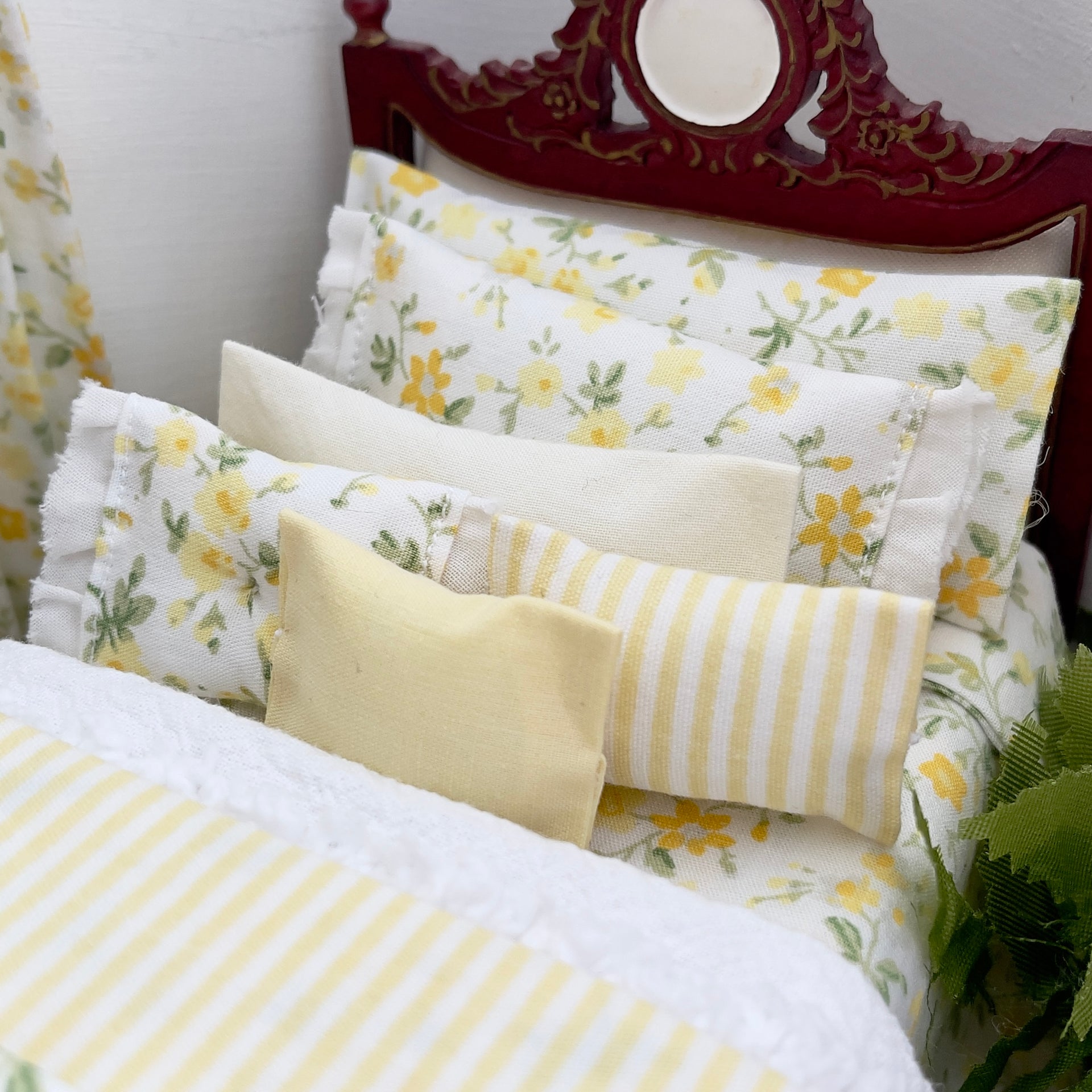 Yellow 1:12 Scale Bedding Sets