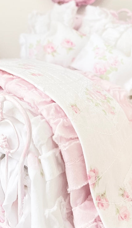 The Lindy Wright Collection-Dollhouse Beds Dressed by Chantallena