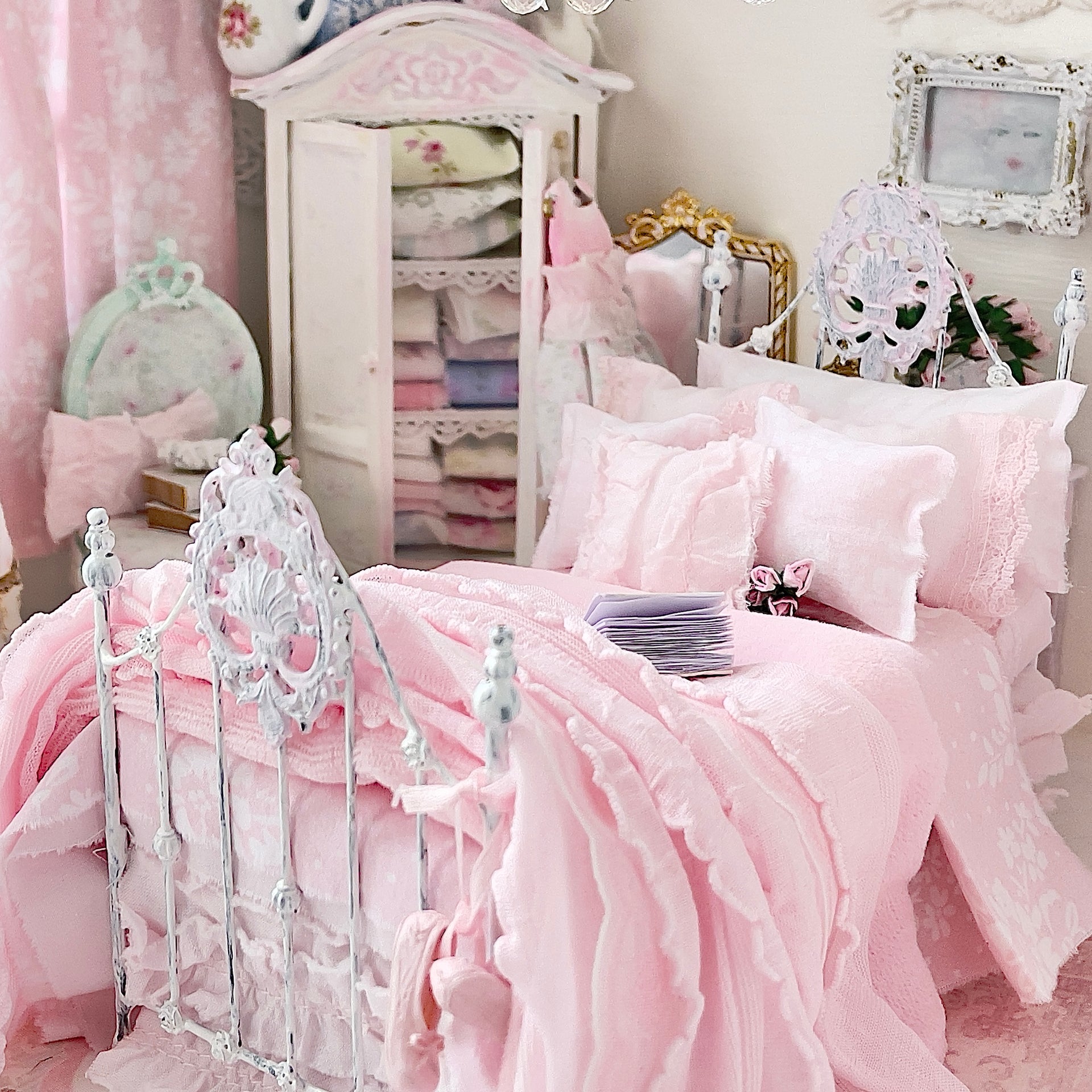 Lindy Wright Collection