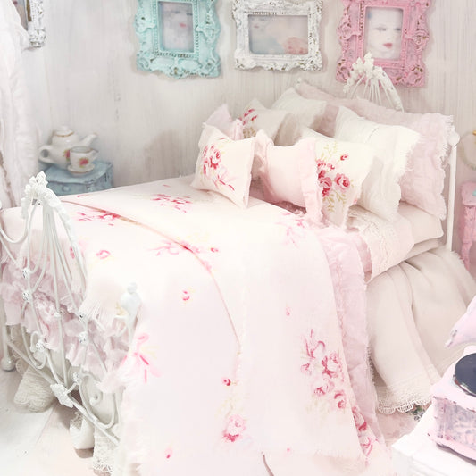 Dressed 1:12 Scale Bed | White and Pink Shabby Roses with Pink Ruffled Bedspread| All About the Roses