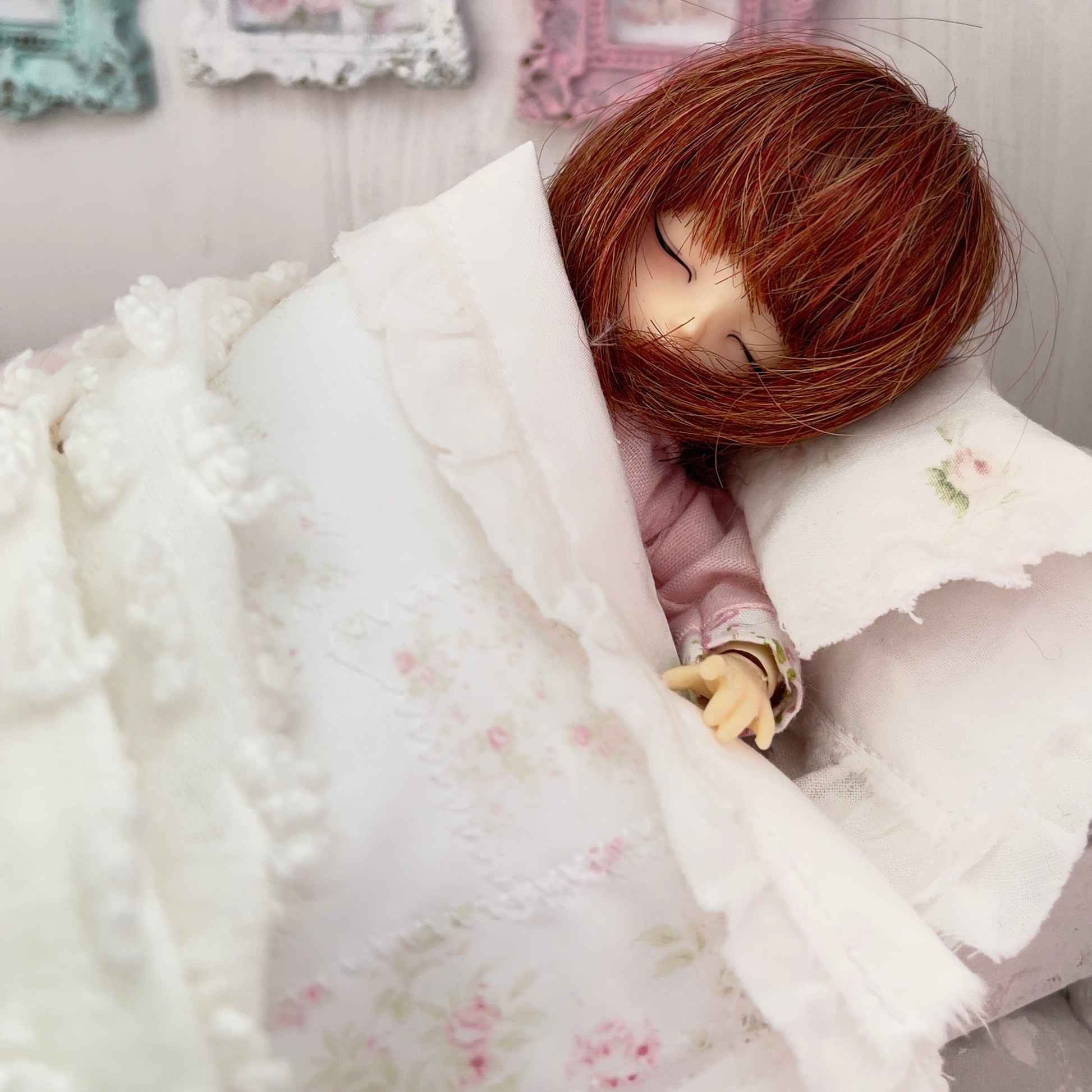 Chantallena Doll House 1:12 Scale Dressed Dollhouse White Wooden Bed with Chair- Sugar Bunny Garden | Chantallena