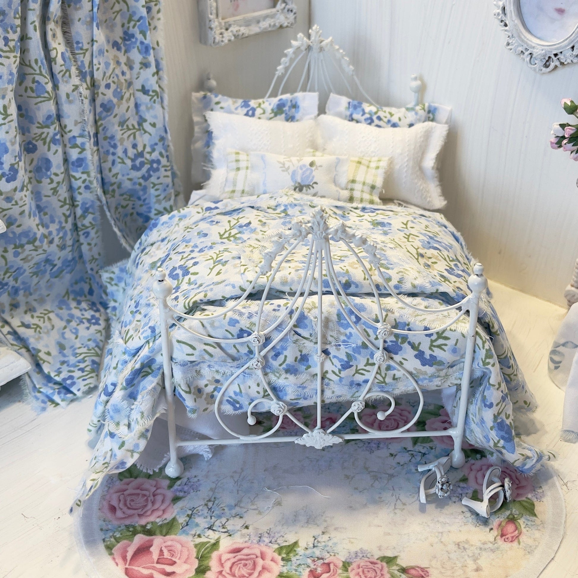 Chantallena Doll House Bedding Lillian Grace| Blue Ditsy Floral and Green Check Cotton Bedding Set