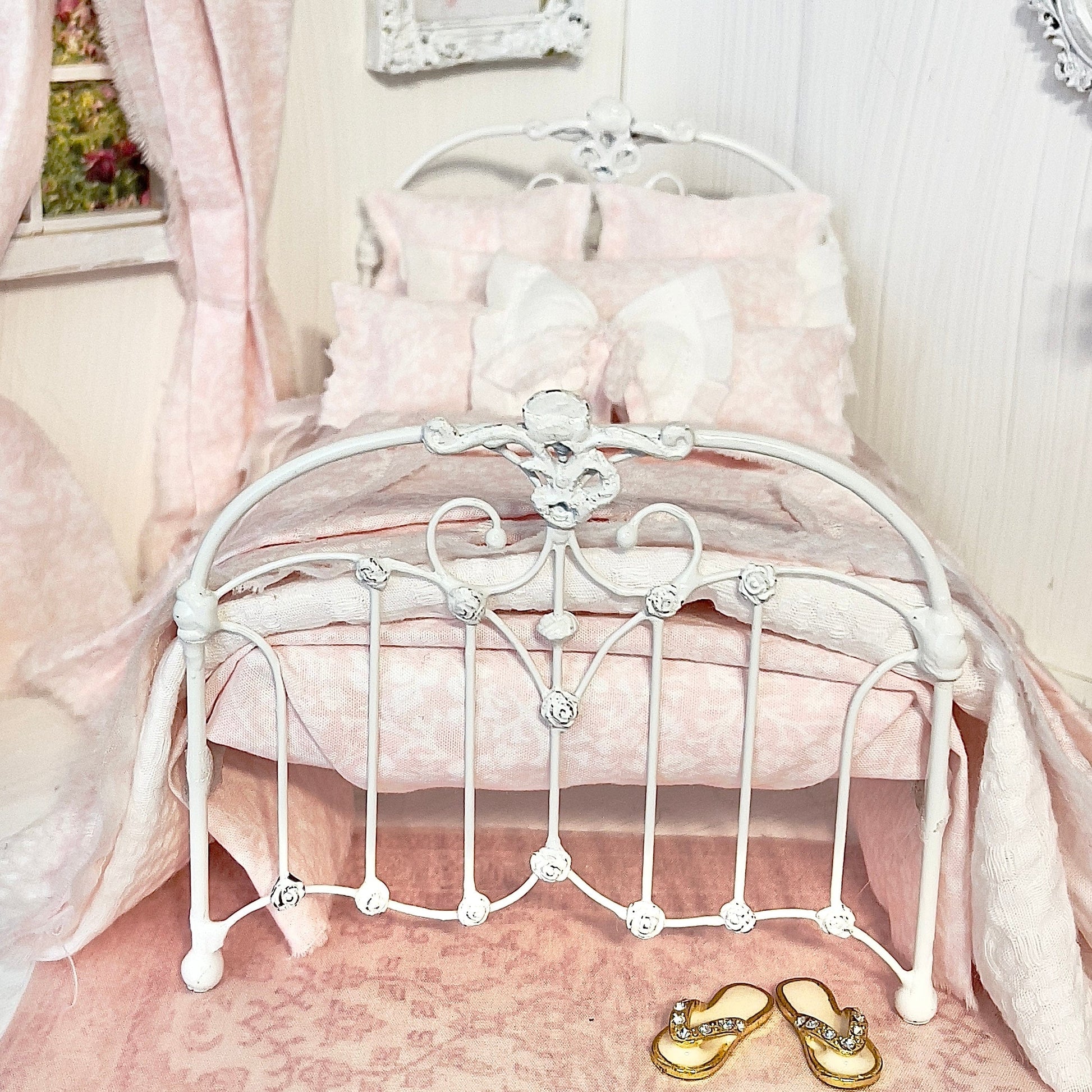 Chantallena Doll House Bedding Lillian Grace| Pink and White Toile Cotton Bedding Set
