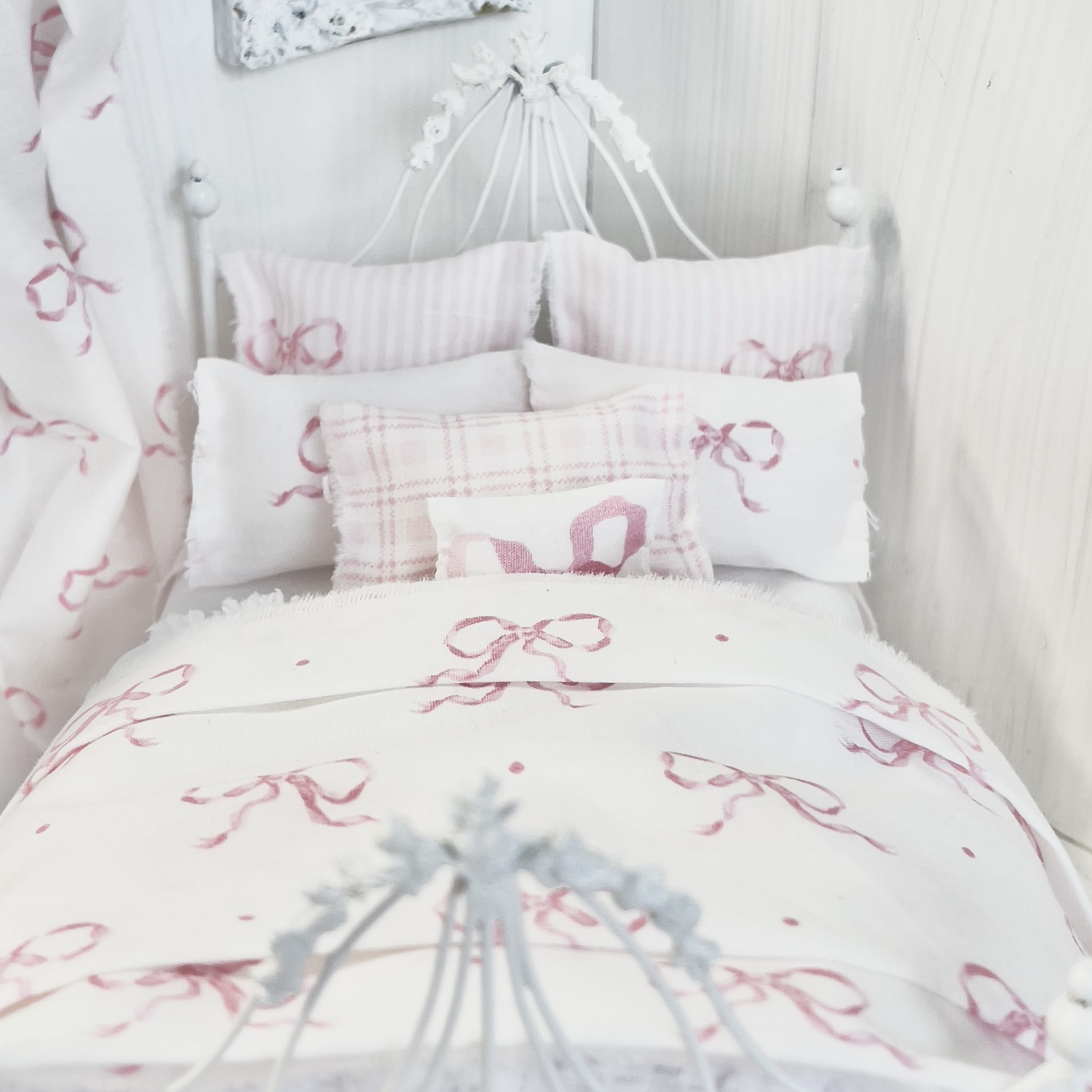 Chantallena Doll House Bedding Lottie- White Cotton with Pink Bows Bedding Set-1:12 Scale | Forever in Bloom| Chantallena