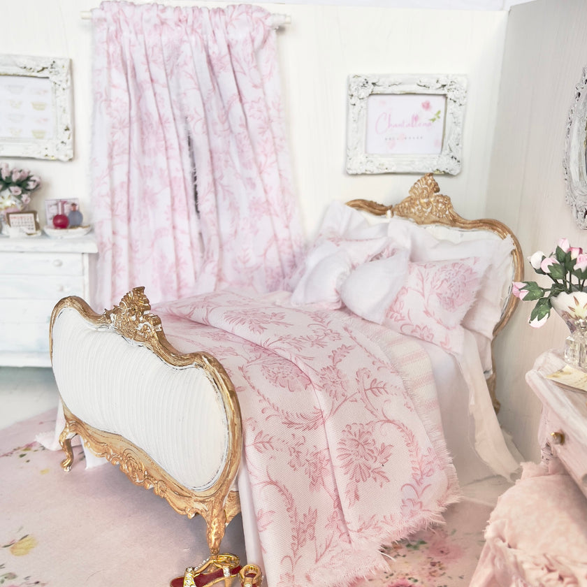 Chantallena Doll House Bedding Milly-White and Pink Cotton Chinoiserie Cotton  Bedding Set-1:12 Scale | Forever in Bloom| Chantallena