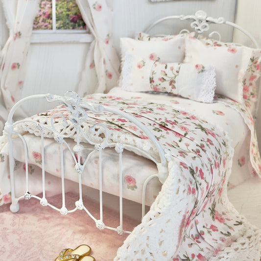 Chantallena Doll House Bedding SINGLE (8 inch by 8 inch) Lillian Grace| Pink Roses and Ditsy Pink Floral Cotton Bedding Set with Crochet Throw