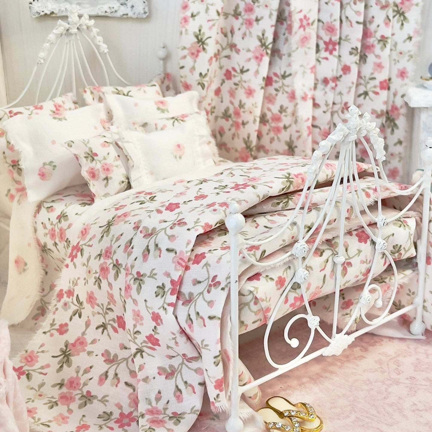 Chantallena Doll House Bedding Single with 2 Panel Ditsy Curtain $40.00 Lillian Grace| Pink Ditsy Floral and Pink Roses Cotton Bedding Set