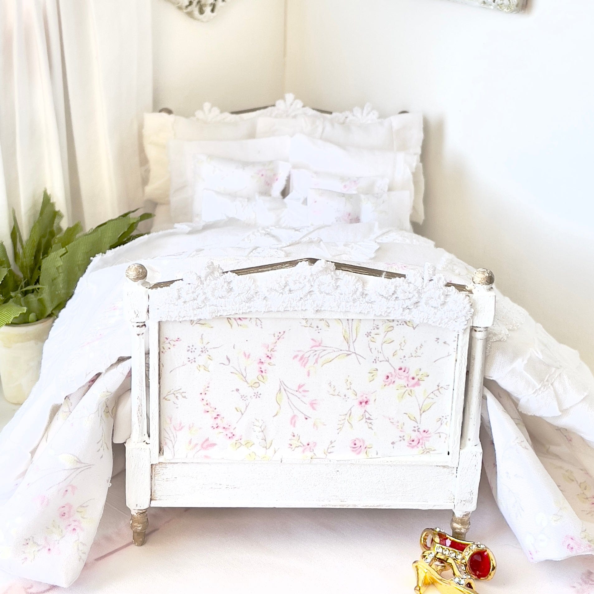 Chantallena Doll House Camila| Decoupage Shabby Pink Wildflowers Wooden Bed with Lace Accents