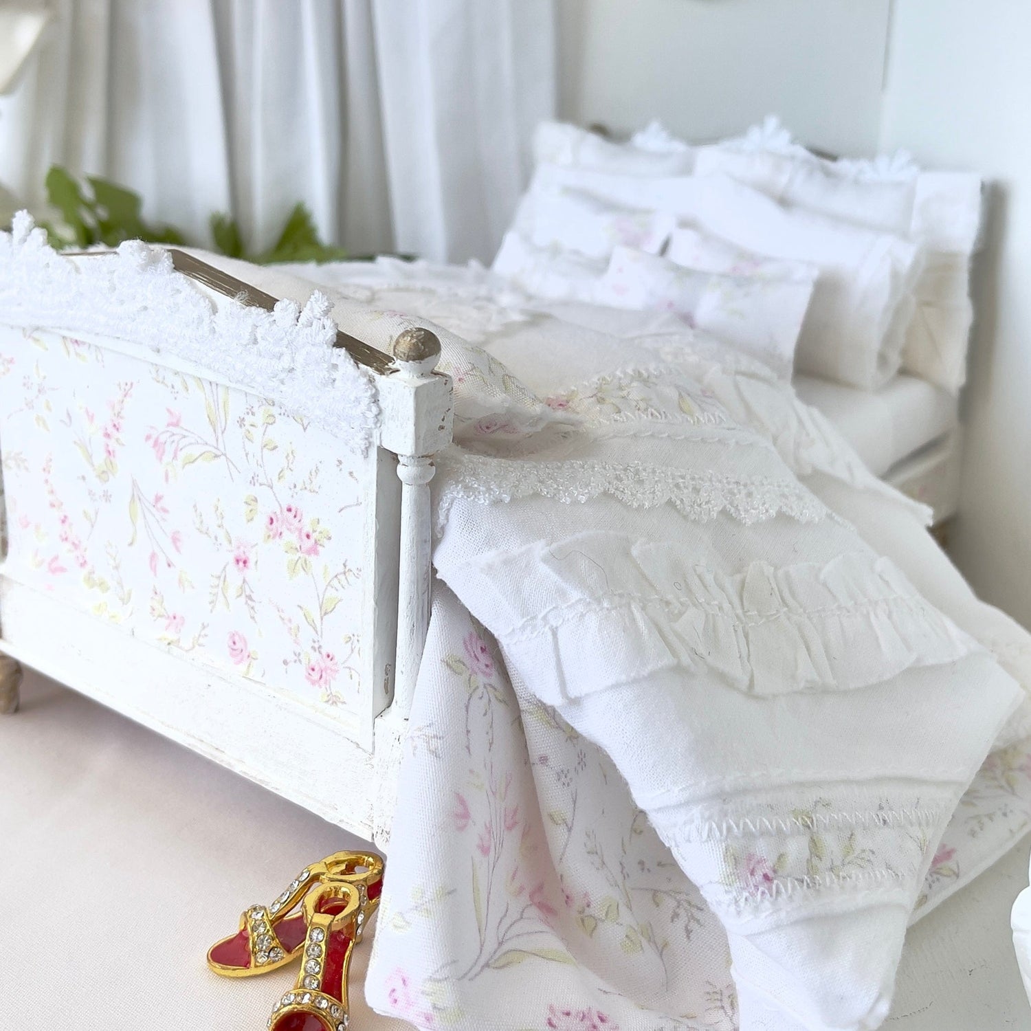 Chantallena Doll House Copy of Camila| Decoupage Shabby Pink Wildflowers Wooden Bed with Lace Accents