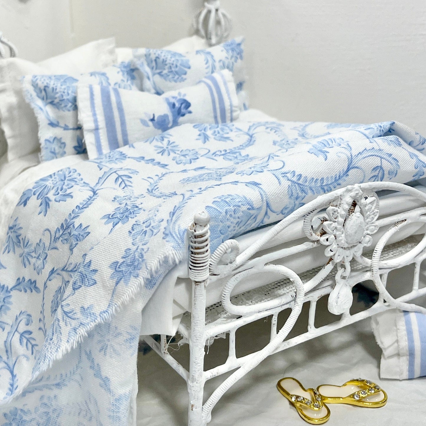Chantallena Doll House double Shabby Cottage |  Ten Piece French Blue Floral Scroll and White Cotton Bedding Set 1:12 Scale | Anais