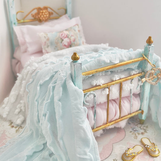 Chantallena Doll House Dressed 1:12 Scale Bed | Aqua and Gold Metal Bed with Pink Cotton Bedding Set |Jules